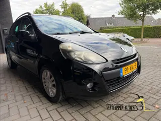 Foto 15 van Renault Clio Estate 1.2 TCE Collection apk 10-2027