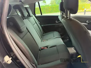 Foto 11 van Renault Clio Estate 1.2 TCE Collection apk 10-2027