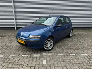Fiat Punto 1.2-16V Dynamic,Lm-velgen Elec ramen/spiegels,nwe Distributie/banden/remmen en uitlaat