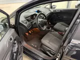 Foto 21 van Ford Fiesta 1.0 Titanium cruise control riem vervangen dealer onderhouden airco