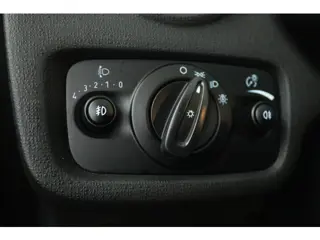 Foto 16 van Ford Fiesta 1.0 EcoBoost Candy Blue Edition (CRUISE CONTROL, PARKEERSENSOREN, AIRCO)