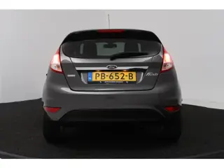 Foto 19 van Ford Fiesta 1.0 EcoBoost Candy Blue Edition (CRUISE CONTROL, PARKEERSENSOREN, AIRCO)