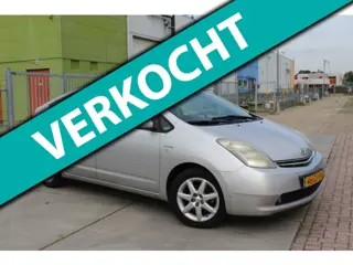 Toyota Prius 1.5 VVT-i Tech Edition navi camera cruise dealer onderhouden