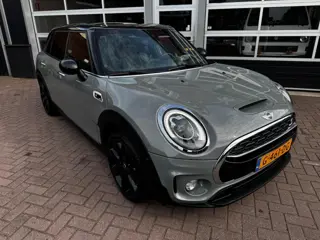 Foto 13 van MINI CLUBMAN 2.0 COOPER S CHILI SERIOUS BUSINESS / AUTOMAAT / CRUISE / HEAD-UP / PANO!