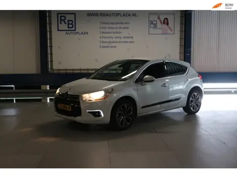 Citroen DS4 1.6 THP Sport Chic STOELMASSAGE/ LEER/ NAP