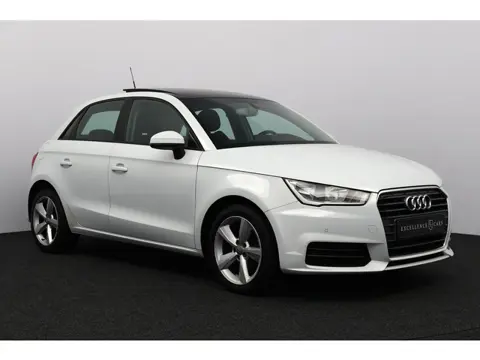 Audi A1 Sportback 1.0 TFSI Sport Pro Line Panorama dak, onderhoudshistorie