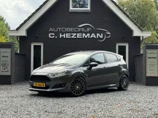 Foto 19 van Ford Fiesta 1.0 ST Line UNIEK GETUNED PERFECT OH NAVI CRUISE DEFUSER N-distributie