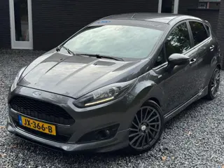 Foto 17 van Ford Fiesta 1.0 ST Line UNIEK GETUNED PERFECT OH NAVI CRUISE DEFUSER N-distributie