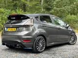 Foto 25 van Ford Fiesta 1.0 ST Line UNIEK GETUNED PERFECT OH NAVI CRUISE DEFUSER N-distributie