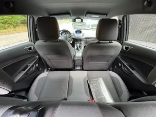 Foto 11 van Ford Fiesta 1.0 ST Line UNIEK GETUNED PERFECT OH NAVI CRUISE DEFUSER N-distributie
