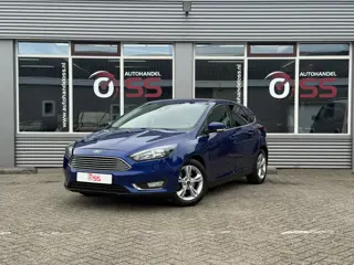Ford Focus 1.5 Titanium 182 PK NAVI CRUISE INPARK AIRCO LMV
