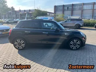 Foto 14 van Mini 5-Deurs 1.5 Cooper | Leder | Panoramadak | Navi