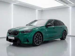 BMW M5 M5 Touring | CoPilot | Trekhaak | Ventilatie | Bowers & Wilkins Surround Sound System | 727 p