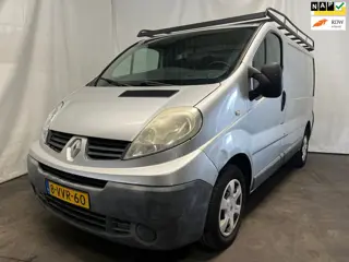 Renault Trafic 2.0 dCi T27 L1H1 Générique - Schade
