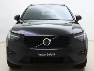 Foto 17 van Volvo XC40 B4 211pk Plus Dark / 20'' / Pixel Koplampen / Panoramadak / Getint Glas / Nubuck / 360 Ca