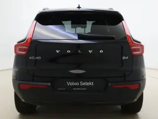 Foto 15 van Volvo XC40 B4 211pk Plus Dark / 20'' / Pixel Koplampen / Panoramadak / Getint Glas / Nubuck / 360 Ca
