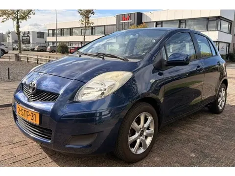 Toyota Yaris 1.3 VVTi Comfort Dealer-onderhouden