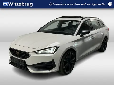 CUPRA Leon Sportstourer 1.4 e-Hybrid VZ Performance / AUTOMAAT/ 245 PK/ PANO/ ACC/ PARK.SENSOREN/ ST