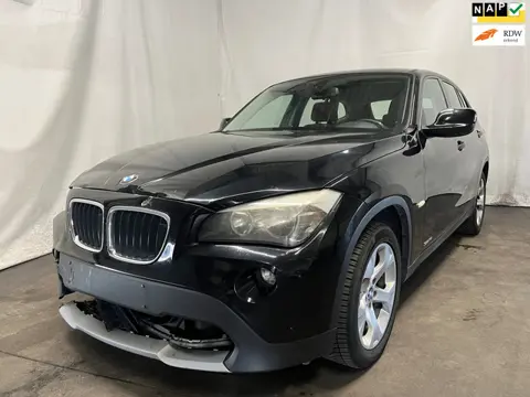 BMW X1 SDrive18i Executive - Stuur defect -BPM