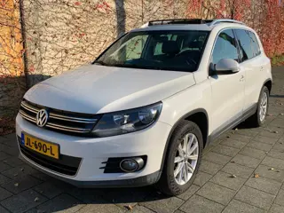 Volkswagen Tiguan 1.4 TSI Comfort&Design 4Motion|Open/Schuifdak|