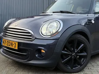 Foto 12 van Mini Mini 1.6 Cooper Chili | Climate | Navi | Leder | Stoelverw