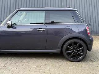Foto 16 van Mini Mini 1.6 Cooper Chili | Climate | Navi | Leder | Stoelverw