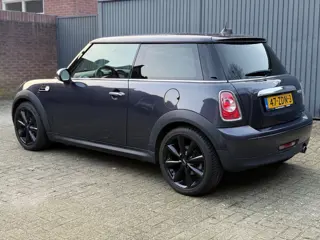 Foto 17 van Mini Mini 1.6 Cooper Chili | Climate | Navi | Leder | Stoelverw