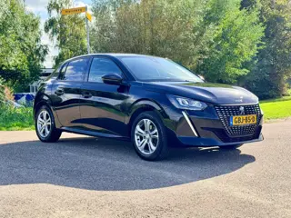 Foto 11 van Peugeot 208 1.2 PureTech Allure Pack Carplay 360Camera 16INCH Cruise Control Perfect Onderhouden