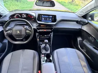 Foto 17 van Peugeot 208 1.2 PureTech Allure Pack Carplay 360Camera 16INCH Cruise Control Perfect Onderhouden