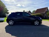 Foto 28 van Peugeot 208 1.2 PureTech Allure Pack Carplay 360Camera 16INCH Cruise Control Perfect Onderhouden
