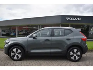 Foto 16 van Volvo XC40 B3 Core | Leder |  ACC | Stoel stuurwiel verwarmd | Camera + PDC |