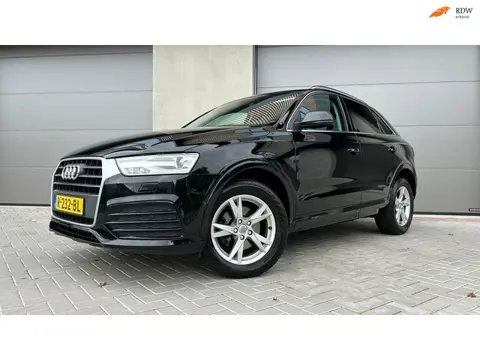 Audi Q3 2.0 TDI Adrenalin S-Tronic Aut, Pano, Leder