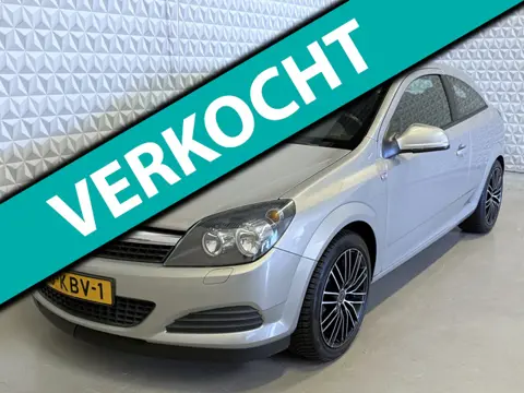 Opel Astra GTC 1.8 Edition / (H)eerlijke auto! 183.000km (2009)