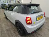Foto 28 van Mini Electric Cooper 33 kWh 184pk | SOH 94% | Carplay | Camera | Stoelverwarming | Navigatie | Keyle