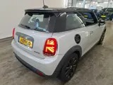 Foto 27 van Mini Electric Cooper 33 kWh 184pk | SOH 94% | Carplay | Camera | Stoelverwarming | Navigatie | Keyle