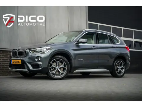 BMW X1 sDrive20i 192 pk Centennial High Executive / NL-Auto/ Dealer.Ond/ Pano-Dak/ Leder/ Sport-Stoe