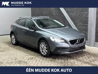 Volvo V40 2.0 T4 Momentum | Trekhaak | Navigatie | Stoelverwarming | Camera