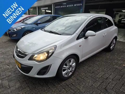 Opel Corsa 1.4-16V BlitZ | 2E EIGENAAR | 3/6 OF 12MND GARANTIE | NAVI | AIRCO | LMV | NW APK |