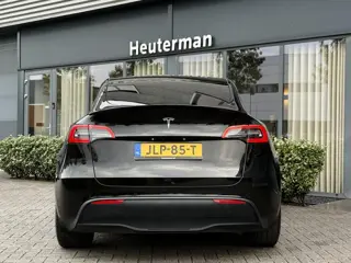 Foto 15 van Tesla Model Y Performance AWD/Pano/Autopilot