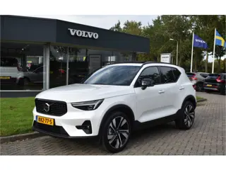 Foto 33 van Volvo XC40 B4 Plus Dark | ACC | Trekhaak | Schuif/kanteldak | Stoel + Stuur verwarmd | BLIS | Nubuck