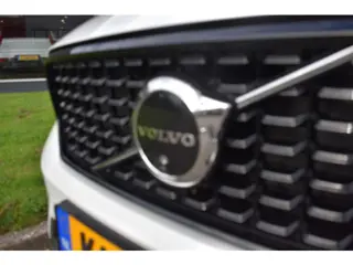 Foto 19 van Volvo XC40 B4 Plus Dark | ACC | Trekhaak | Schuif/kanteldak | Stoel + Stuur verwarmd | BLIS | Nubuck