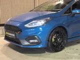 Foto 26 van Ford Fiesta 1.5 EcoBoost ST / 1e eigenaar / Dealer onderhouden / Winterpakket /