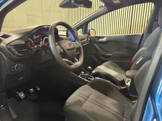 Foto 18 van Ford Fiesta 1.5 EcoBoost ST / 1e eigenaar / Dealer onderhouden / Winterpakket /