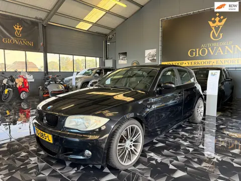 BMW 1-serie 118i High Executive INRUIL MOGELIJK