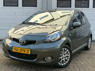 Toyota Aygo 1.0-12V Nieuwe apk trekhaak elektrische ramen toerenteller airco