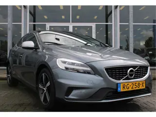 Volvo V40 T4 191PK Business Sport | Panoramadak | Standkachel | PDC + Camera | Verw. Voorstoelen | L