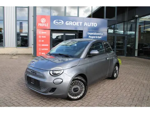 Fiat 500 Icon 42 kWh Automaat Airco Carplay Camera Stoelverwaring Super mooi en compleet