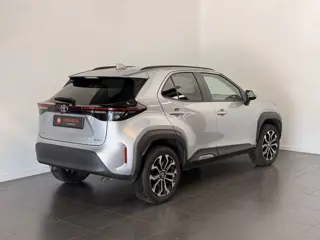 Foto 18 van Toyota Yaris Cross 1.5 Hybrid 115 First Edition + Winterpack | Stoel / Stuur en voorruitverwarming |