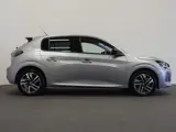 Foto 24 van Peugeot 208 1.2 PureTech 100pk Automaat Allure Pack  Navigatie Apple Carplay/Android Auto Camera Par