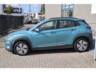 Foto 18 van Hyundai KONA EV Comfort 64 kWh SOH 100% Nederlandse auto/Apple carplay/Adaptieve cruise control/Acht